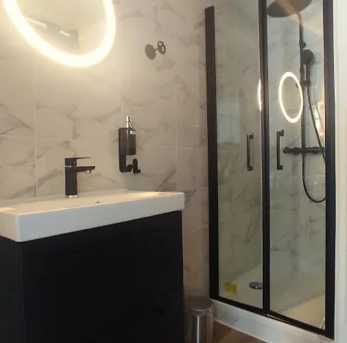 Appartement Nouveau* Vintage Mecanic* Wifi*netflix*confort Venette